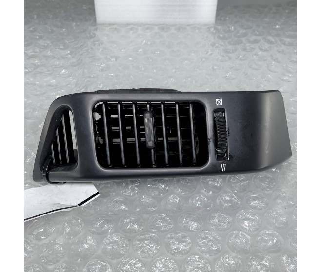 OUTER DASH AIR VENT LEFT FRONT FOR A MITSUBISHI V70# - OUTER DASH AIR VENT LEFT FRONT
