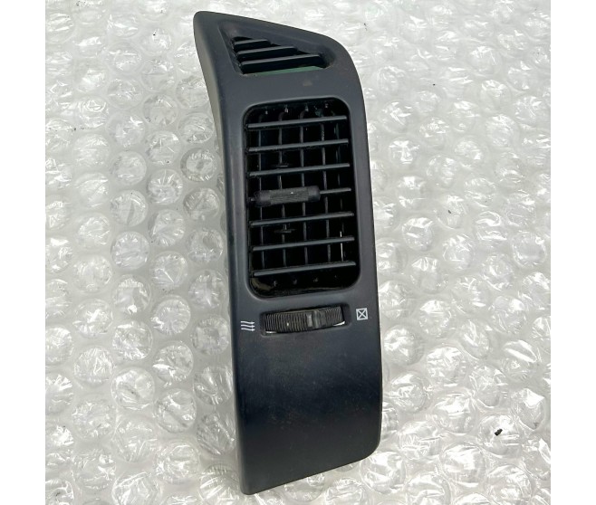 OUTER DASH AIR VENT LEFT FRONT FOR A MITSUBISHI PAJERO/MONTERO - V68W