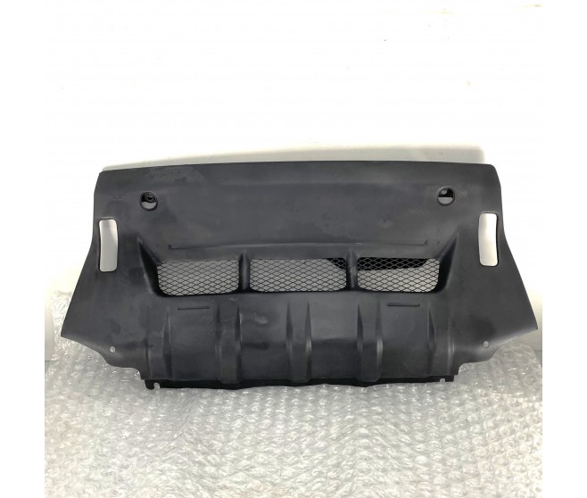 FRONT UNDER ENGINE SKID PLATE FOR A MITSUBISHI PAJERO - V73W