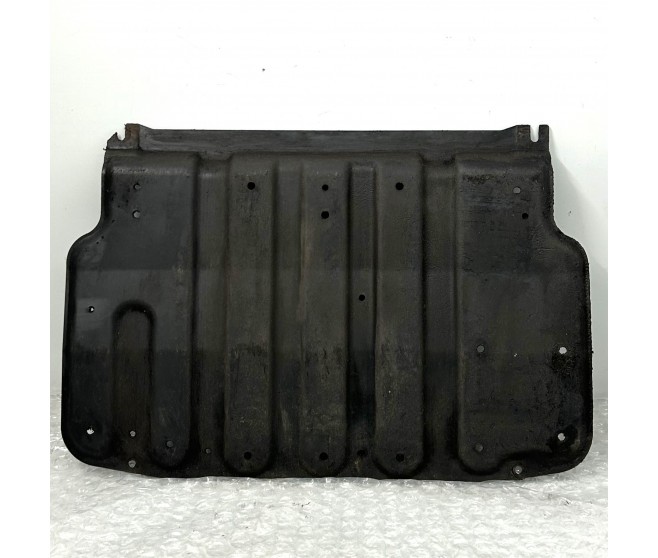 UNDER ENGINE COVER TRAY FOR A MITSUBISHI PAJERO/MONTERO - V97W