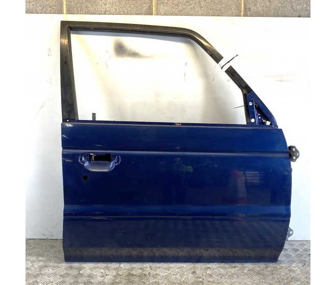 FRONT RIGHT BARE DOOR PANEL ONLY FOR A MITSUBISHI V20,40# - FRONT RIGHT BARE DOOR PANEL ONLY