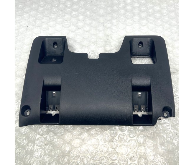 INSTRUMENT PANEL LOWER FOR A MITSUBISHI V70# - I/PANEL & RELATED PARTS
