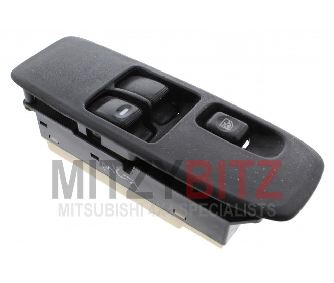FRONT RIGHT DRIVERS DOOR POWER WINDOW SWITCH FOR A MITSUBISHI PAJERO/MONTERO - V68W