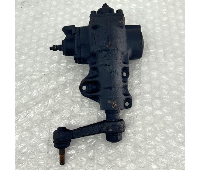 POWER STEERING GEAR BOX FOR A MITSUBISHI L200 - K57T