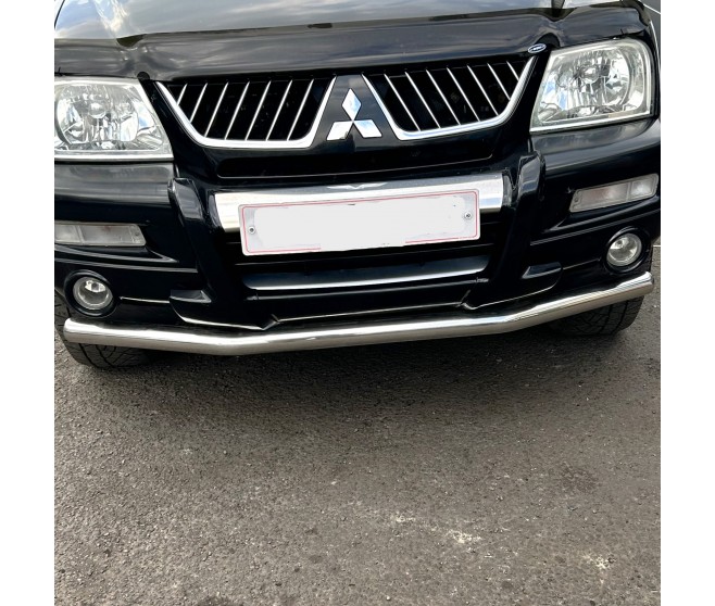 CHROME BAR FRONT BUMPER STYLING  FOR A MITSUBISHI L200 - K66T