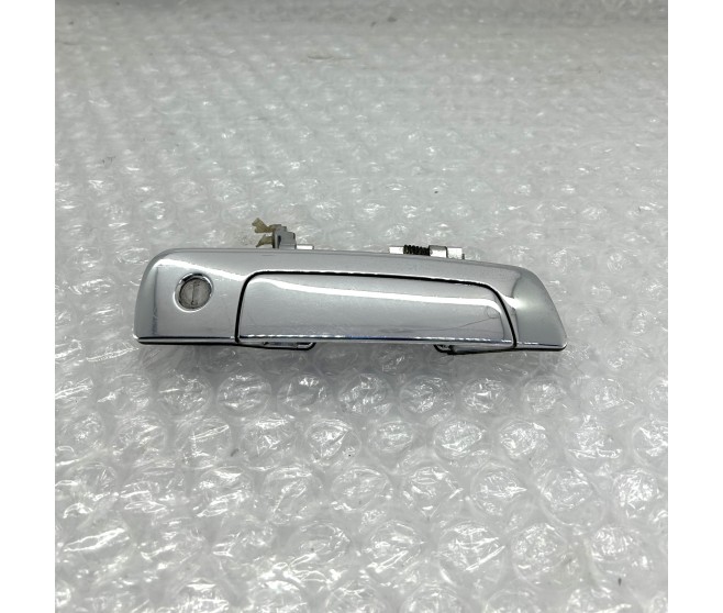 DOOR HANDLE FRONT RIGHT FOR A MITSUBISHI H76W - 1800/LONG(4WD)<99M-> - ZR-S,5FM/T / 1998-03-01 - 2007-06-30 - 