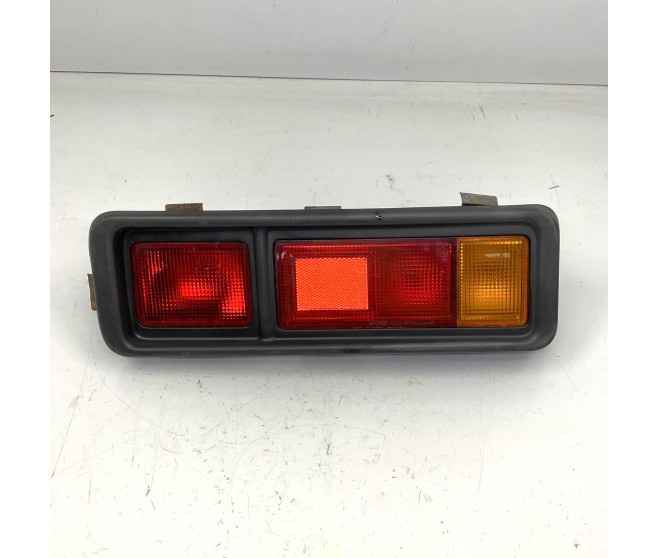 RIGHT REAR BUMPER LIGHT