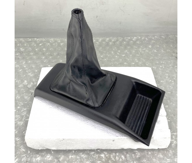 GEARSHIFT LEVER GAITER FOR A MITSUBISHI H60,70# - CONSOLE