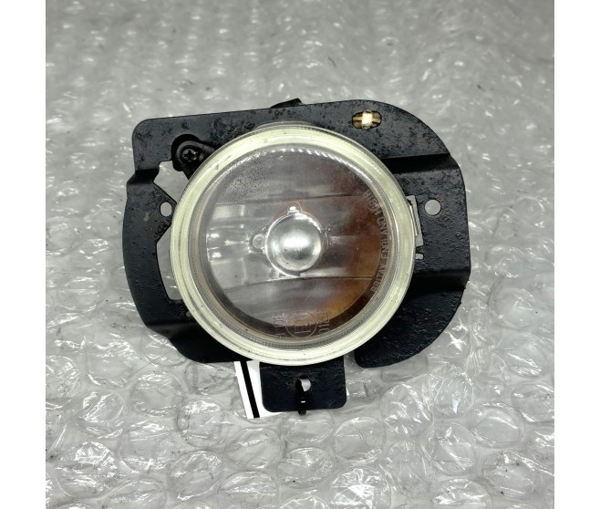 FOG LAMP FRONT RIGHT FOR A MITSUBISHI H60,70# - FOG LAMP FRONT RIGHT