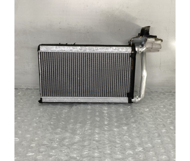 HEATER CORE FOR A MITSUBISHI V70# - HEATER UNIT & PIPING