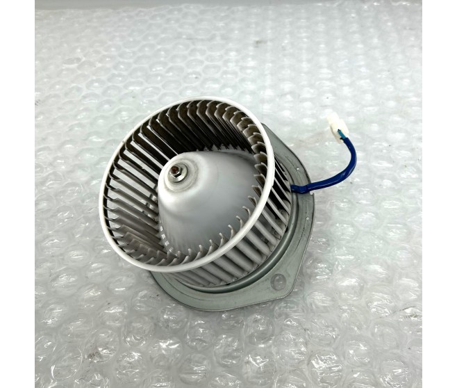 REAR HEATER BLOWER FAN AND MOTOR FOR A MITSUBISHI V80,90# - REAR HEATER UNIT & PIPING