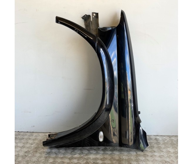FRONT LEFT WING FOR A MITSUBISHI SHOGUN SPORT - K80,90#