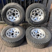 ALLOY WHEELS AND TYRE SET - SEE DESCRIPTION