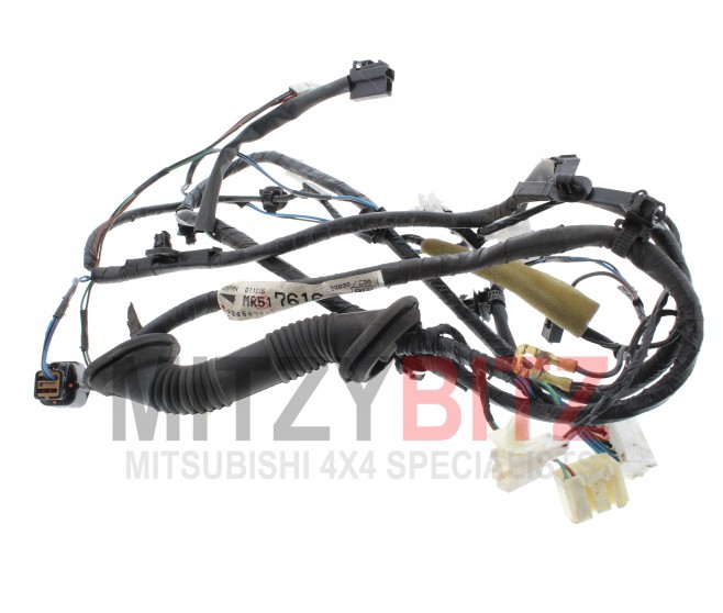 TAILGATE WIRING HARNESS FOR A MITSUBISHI V70# - TAILGATE WIRING HARNESS