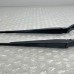 FRONT WINDSCREEN WIPER ARMS FOR A MITSUBISHI PAJERO/MONTERO - V78W