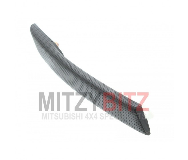 INSIDE DOOR GRAB HANDLE FRONT LEFT FOR A MITSUBISHI PAJERO/MONTERO - V75W