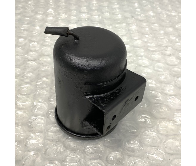 FREEWHEEL CLUTCH CONTROL VACUUM TANK FOR A MITSUBISHI L200 - K74T