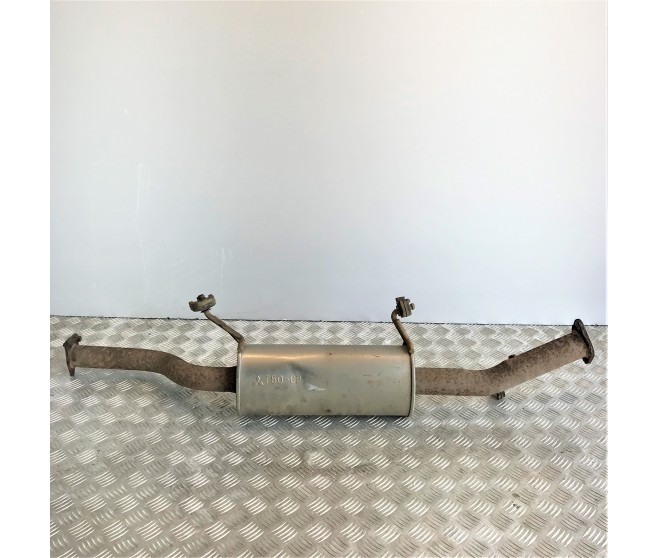CENTRE EXHAUST PIPE FOR A MITSUBISHI V80# - EXHAUST PIPE & MUFFLER