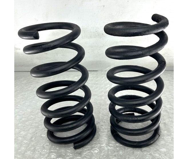 REAR COIL SPRINGS FOR A MITSUBISHI V80,90# - REAR COIL SPRINGS