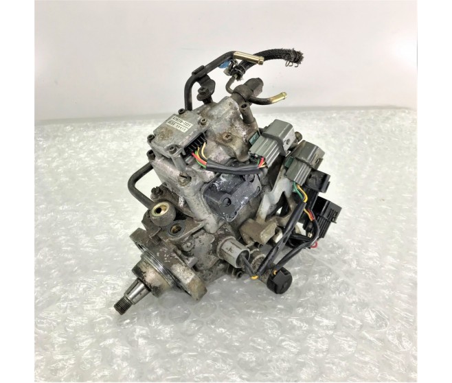 FUEL INJECTION PUMP - FOR A MITSUBISHI PAJERO/MONTERO - V24C