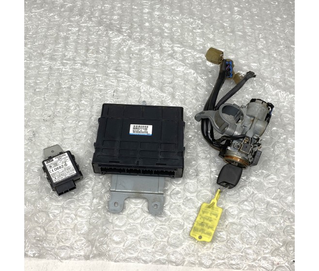 IGNITION LOCK AND KEY WITH ENG ECU AND TRANSPONDER ECU ONLY FOR A MITSUBISHI NATIVA - K94W