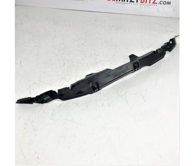 FRONT FENDER PROTECTOR RIGHT FOR A MITSUBISHI GENERAL (EXPORT) - BODY