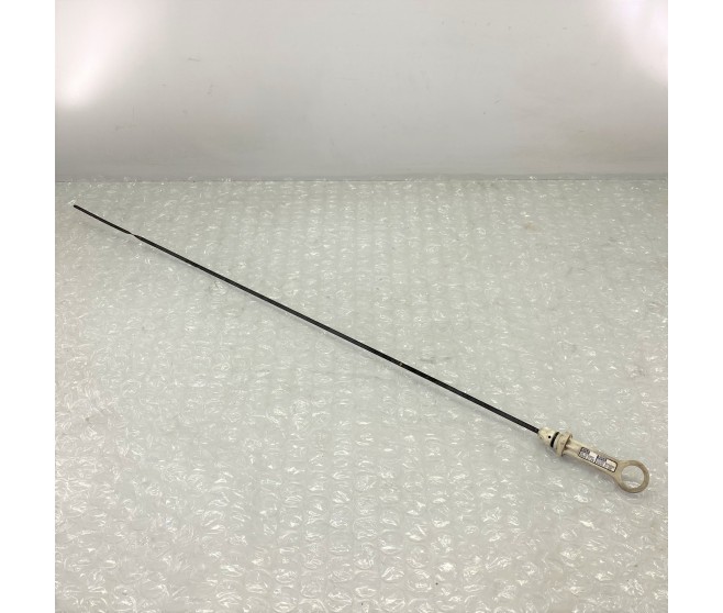 AUTO GEARBOX OIL LEVEL DIPSTICK FOR A MITSUBISHI GENERAL (EXPORT) - AUTOMATIC TRANSMISSION