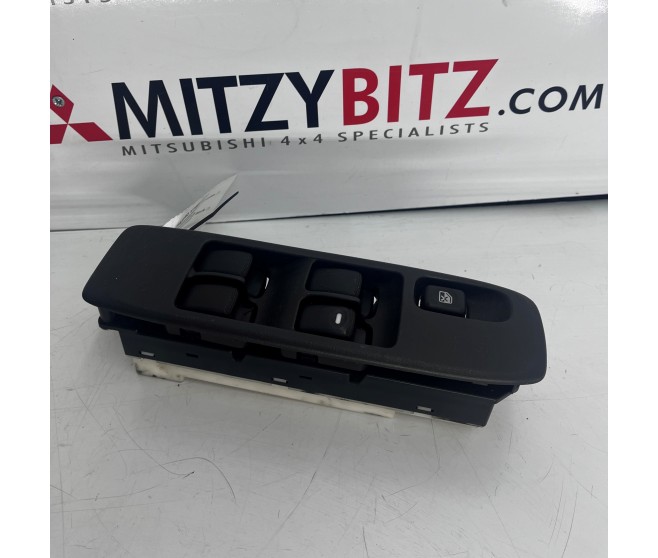 MASTER WINDOW SWITCH AND TRIM FOR A MITSUBISHI V70# - FRONT DOOR TRIM & PULL HANDLE