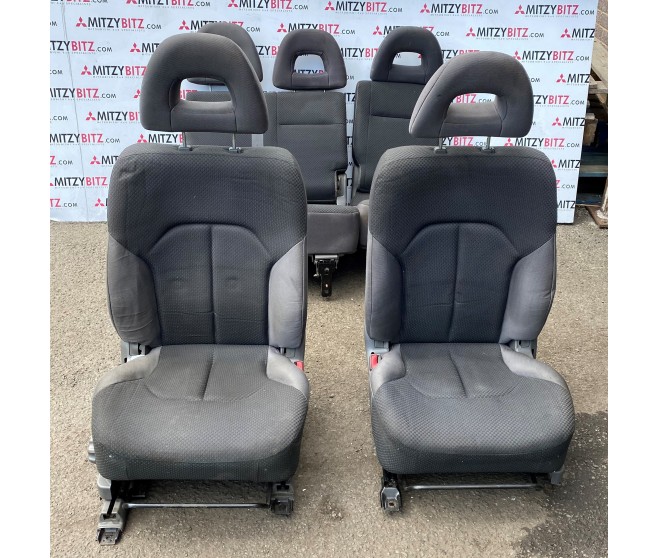 SEAT SET FRONT AND REAR FOR A MITSUBISHI PAJERO - V63W