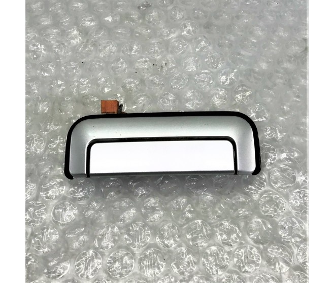 DOOR HANDLE REAR RIGHT FOR A MITSUBISHI NATIVA - K99W