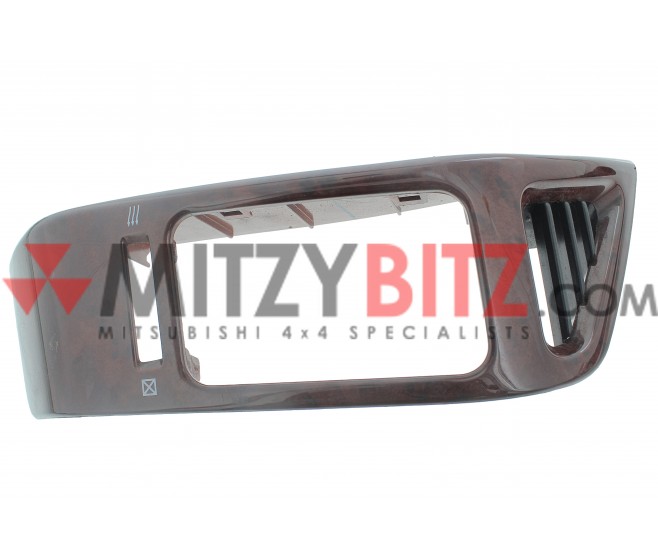 DASH AIR VENT TRIM LEFT FOR A MITSUBISHI V60,70# - I/PANEL & RELATED PARTS