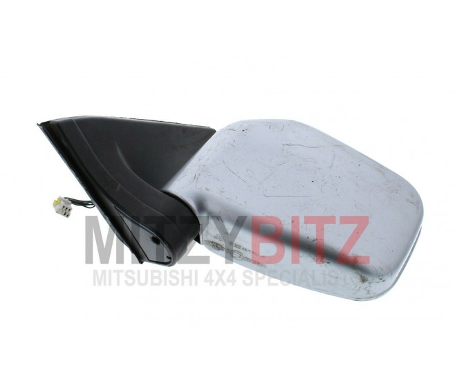 LEFT DOOR MIRROR FOR A MITSUBISHI PAJERO PININ/MONTERO IO - H77W