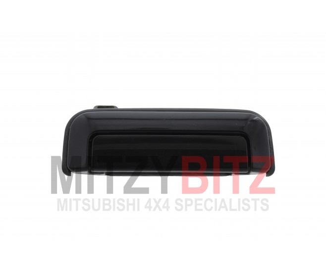 FRONT RIGHT DOOR OUTSIDE HANDLE  FOR A MITSUBISHI NATIVA - K97W