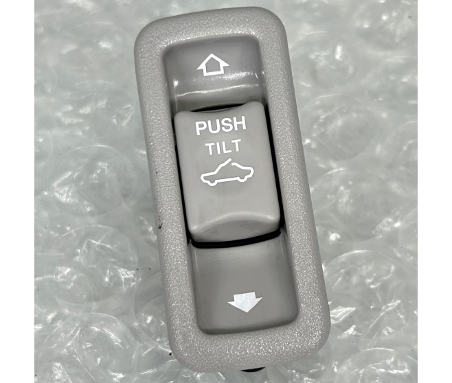 SUNROOF SWITCH FOR A MITSUBISHI V90# - SWITCH & CIGAR LIGHTER