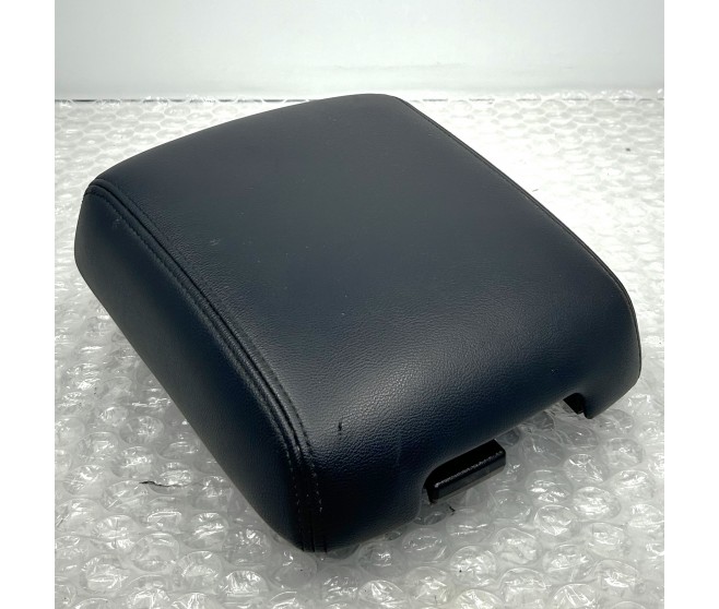 FLOOR COSOLE ARMREST BLACK LEATHER FOR A MITSUBISHI GENERAL (EXPORT) - INTERIOR