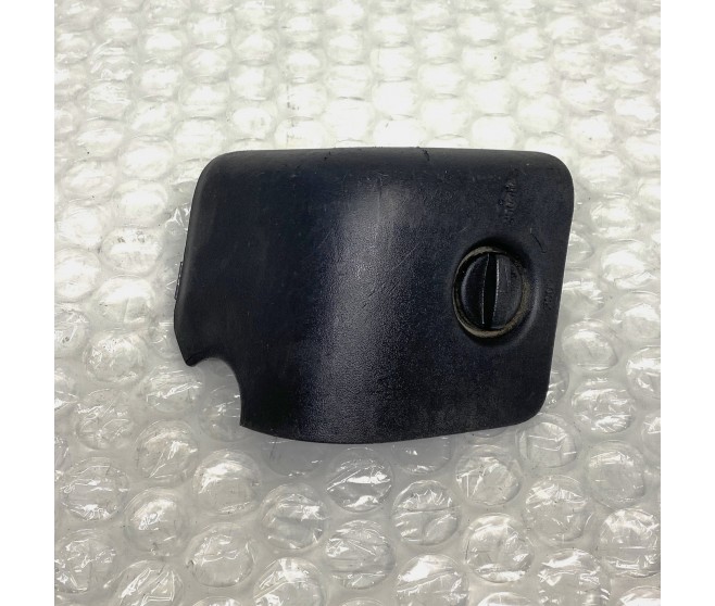 REAR LEFT SEAT HINGE LOCKING COVER TRIM FOR A MITSUBISHI PAJERO - V93W