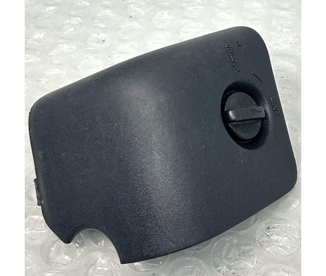 REAR LEFT SEAT HINGE LOCKING COVER TRIM FOR A MITSUBISHI V98W - 3200D-TURBO/LONG WAGON<07M-> - GLX(NSS4/EURO4/OPEN TYPE DPF),S5FA/T LHD / 2006-08-01 -> - REAR LEFT SEAT HINGE LOCKING COVER TRIM