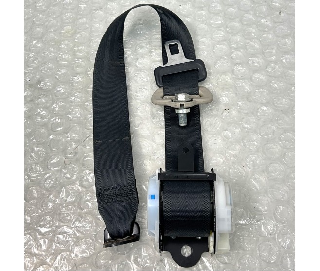 SEAT BELT 2ND SEAT REAR RIGHT FOR A MITSUBISHI PAJERO/MONTERO - V93W