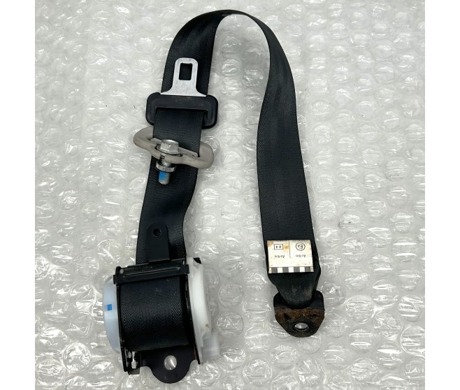 SEAT BELT 3RD ROW RIGHT FOR A MITSUBISHI PAJERO/MONTERO - V96W