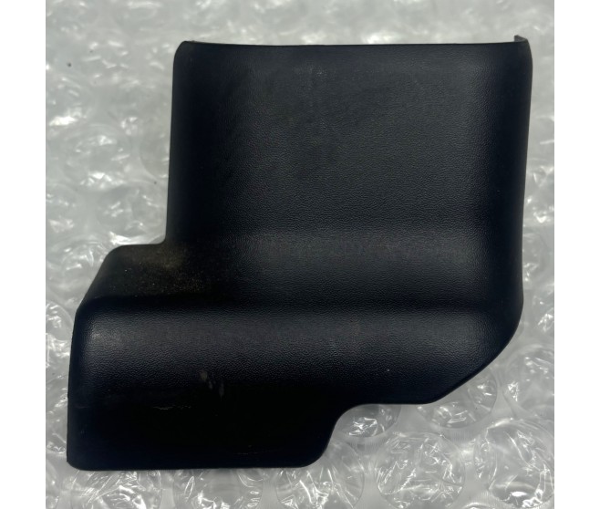 FRONT SEAT COVER FOR A MITSUBISHI V98W - 3200D-TURBO/LONG WAGON<07M-> - GLX(NSS4/EURO4/-08M DPF),S5FA/T LHD / 2006-09-01 -> - 