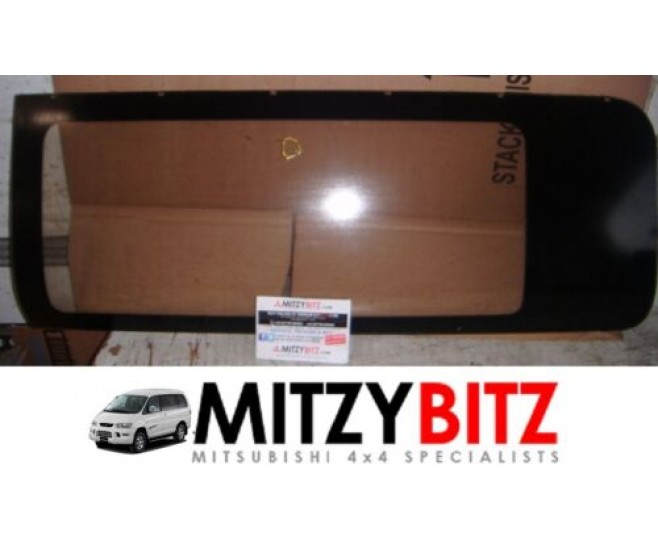 FRONT RIGHT ROOF SIDE WINDOW GLASS FOR A MITSUBISHI DELICA SPACE GEAR/CARGO - PB5W