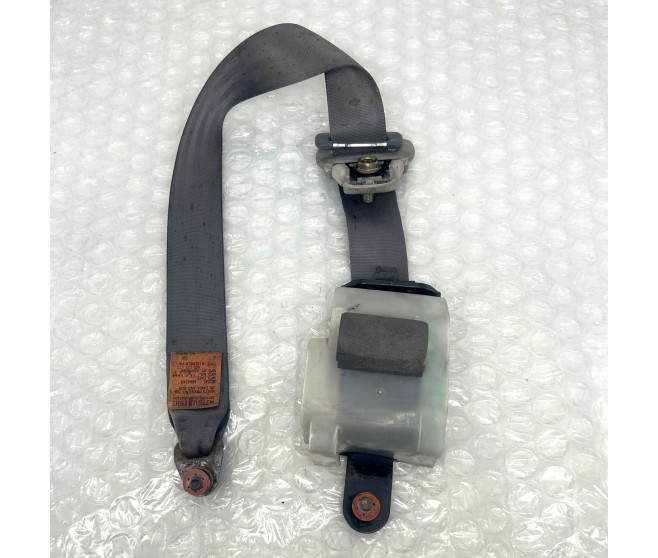FRONT LEFT SEAT BELT FOR A MITSUBISHI DELICA SPACE GEAR/CARGO - PA4W