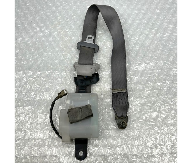 FRONT LEFT SEAT BELT FOR A MITSUBISHI DELICA SPACE GEAR/CARGO - PD6W