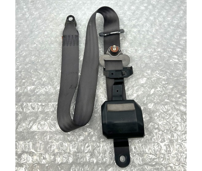 SEAT BELT 2ND ROW LEFT FOR A MITSUBISHI PA3W - 2000/2WD/SHORT(WAGON)<95M-> - GLS(3DR),5FM/T CHINA / 1994-06-01 - 2002-05-31 - 