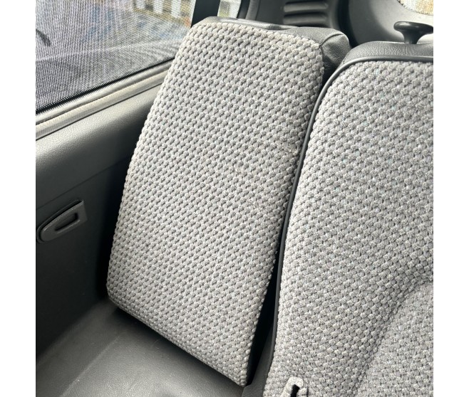 ARM RESTS FOR A MITSUBISHI V20-40W - ARM RESTS