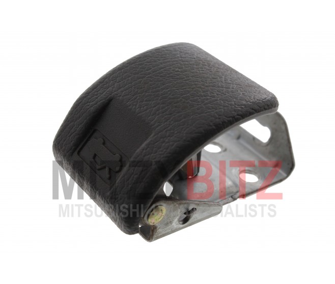 HOOD LOCK RELEASE HANDLE FOR A MITSUBISHI L200 - K76T
