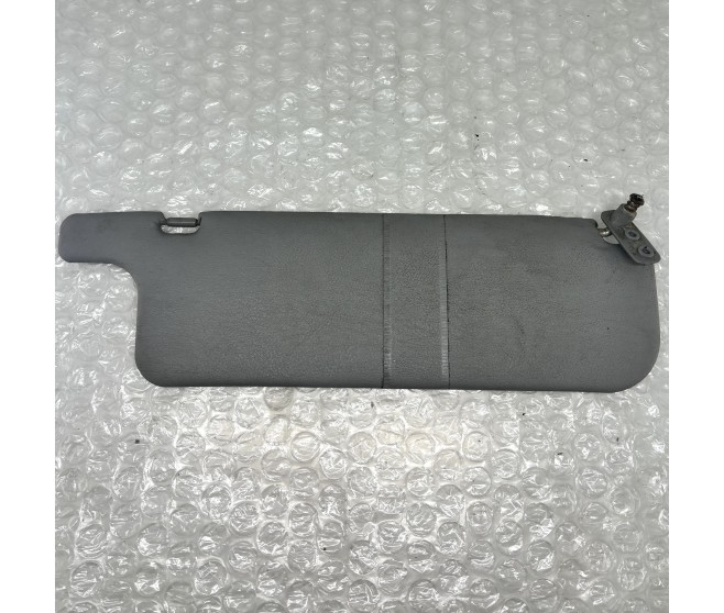 SUNVISOR FRONT RIGHT FOR A MITSUBISHI V36V - 2800DIESEL/LONG VAN - HIGH ROOF VAN/PART TIME 4WD,5FM/T RHD / 1990-12-01 - 2004-04-30 - SUNVISOR FRONT RIGHT