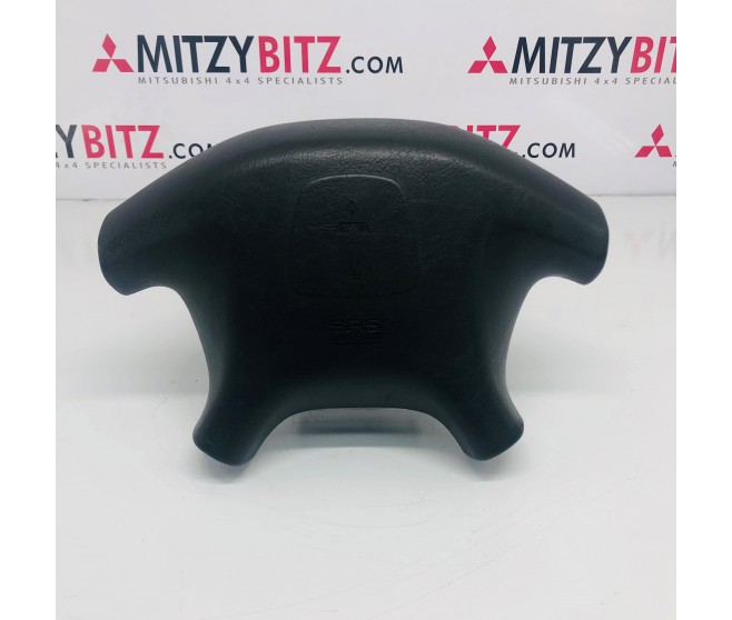 DRIVERS AIR BAG MODULE (GRAY) FOR A MITSUBISHI L200 - K77T