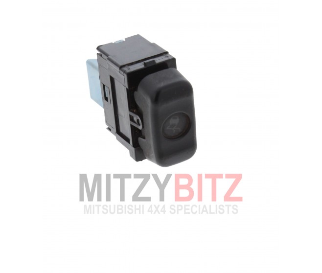 TRACTION CONTROL SWITCH FOR A MITSUBISHI PAJERO - V78W
