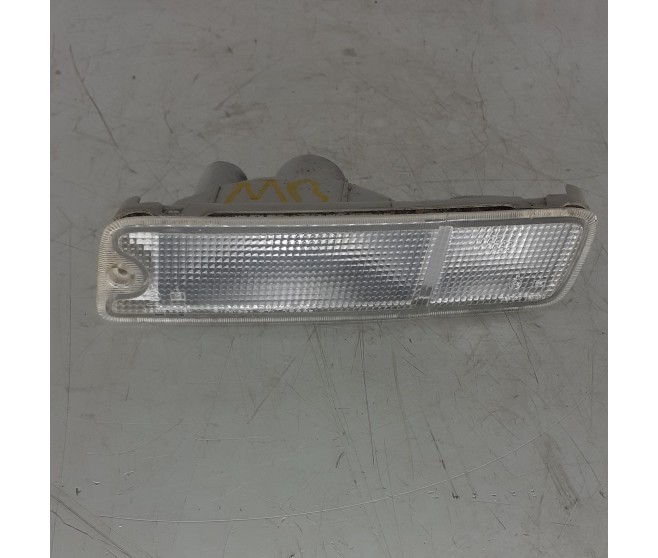 FRONT LEFT SIDELIGHT INDICATOR FOR A MITSUBISHI L200 - K77T